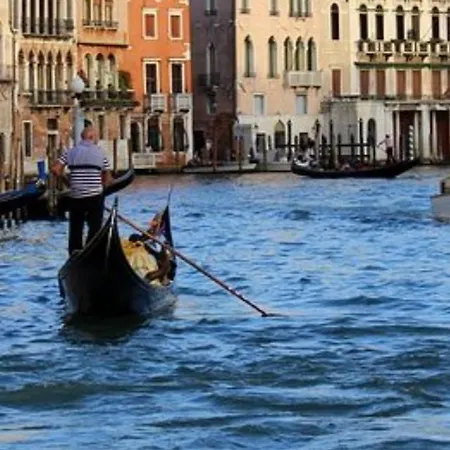 Venice Sanella Πανσιόν Μέστρε