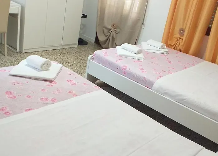 Venice Sanella *