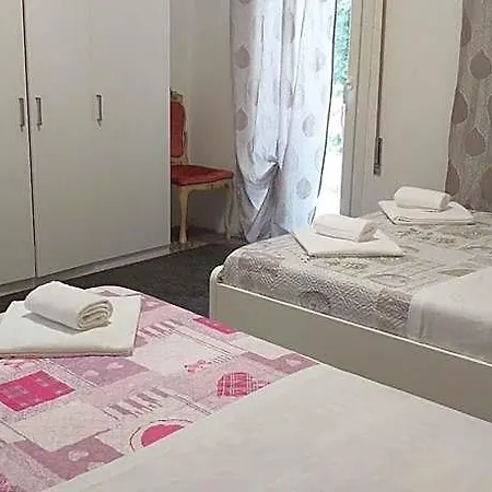 Venice Sanella *