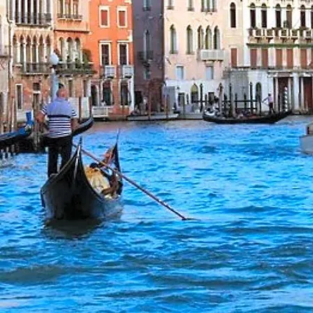 Venice Sanella Guest house